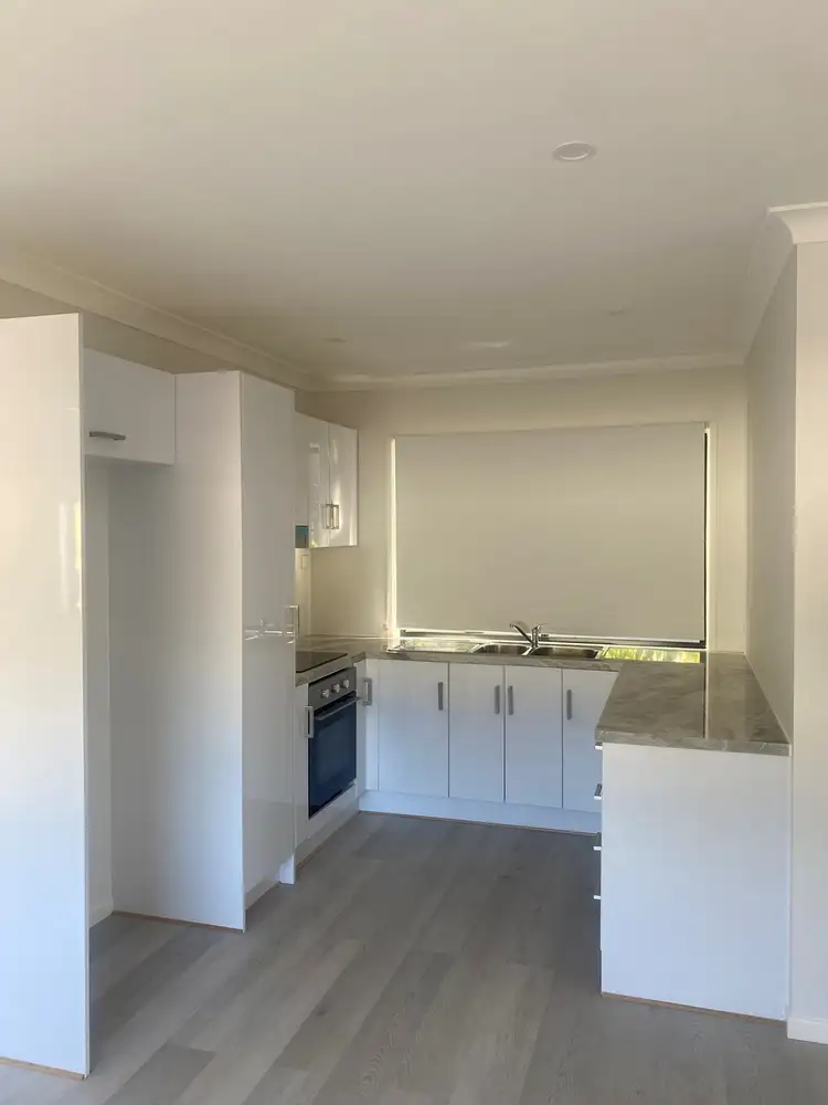 Second view of Homely house listing, 28 Patricia Avenue, Woodridge QLD 4114