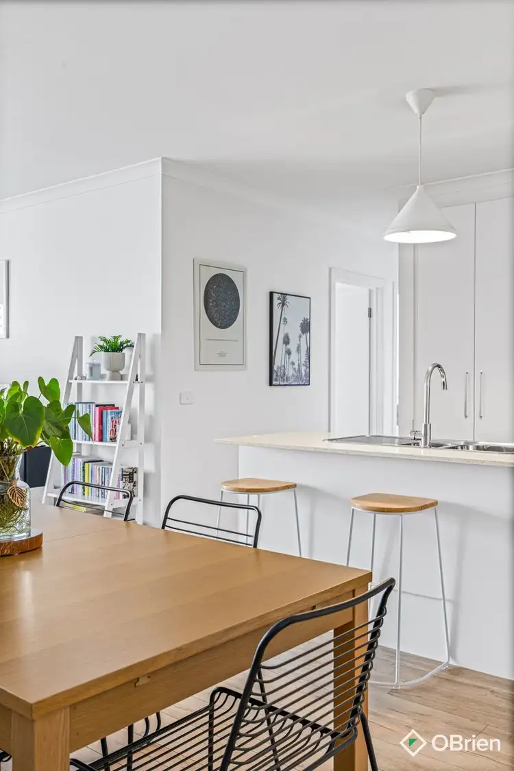 Third view of Homely apartment listing, 2/2 Omaroo Lane, Frankston VIC 3199