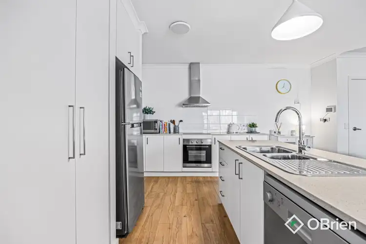 Sixth view of Homely apartment listing, 2/2 Omaroo Lane, Frankston VIC 3199