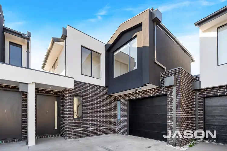 Main view of Homely townhouse listing, 2/29 Christopher Crescent, Tullamarine VIC 3043