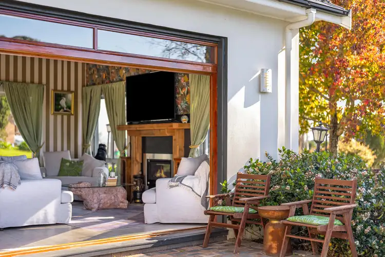 Sixth view of Homely house listing, 1 Highlands Close, Moss Vale NSW 2577