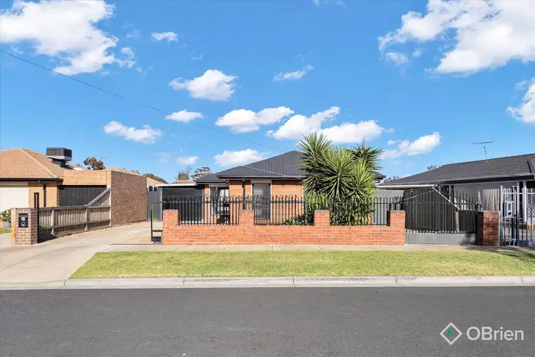 17 Acacia Crescent