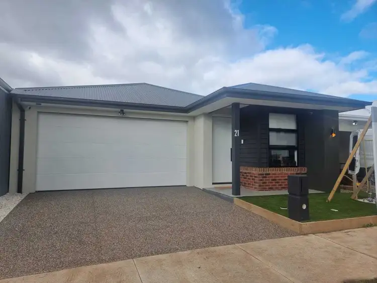 21 Glabella Avenue, Tarneit VIC 3029