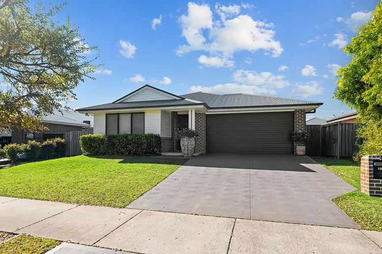 127 Billabong Parade, Chisholm NSW 2322