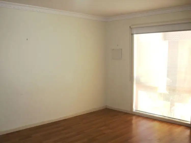 Third view of Homely unit listing, 5 Elinda Place, Reservoir VIC 3073