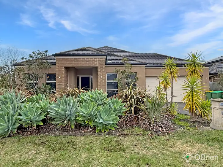 Main view of Homely house listing, 5 Sandpiper Close, Pakenham VIC 3810