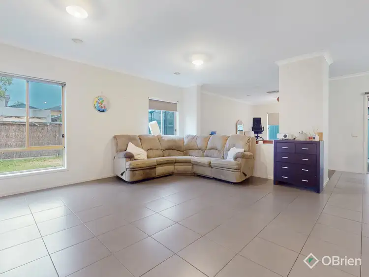 Fourth view of Homely house listing, 5 Sandpiper Close, Pakenham VIC 3810