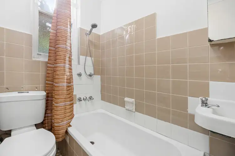 Fourth view of Homely unit listing, 2/21 St Georges Parade, Hurstville NSW 2220