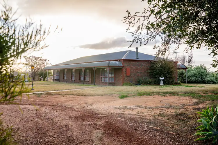 9283 Calder Highway, Irymple VIC 3498