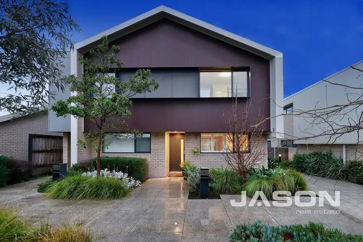 5 Strata Walk, Greenvale VIC 3059