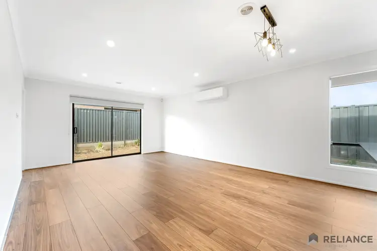 Fifth view of Homely house listing, 27 Innage Avenue, Strathtulloh VIC 3338