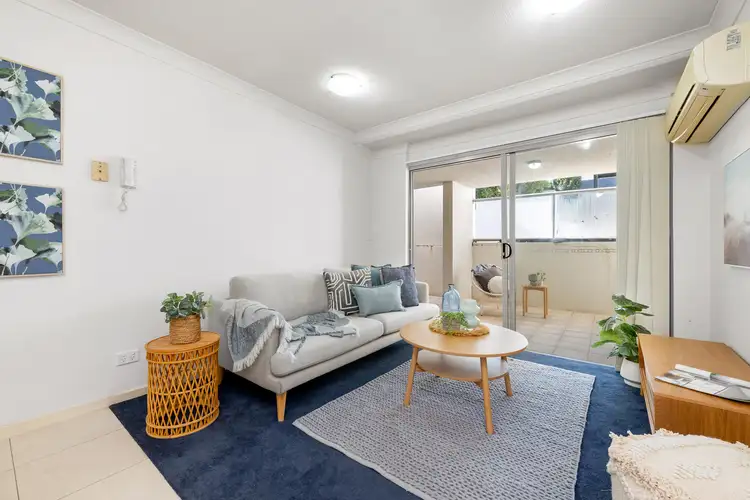 Fifth view of Homely unit listing, 19/108 Nicholson Street, Greenslopes QLD 4120