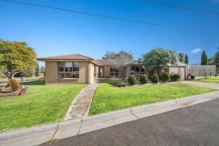 26 Oldershaw Road, Melton VIC 3337