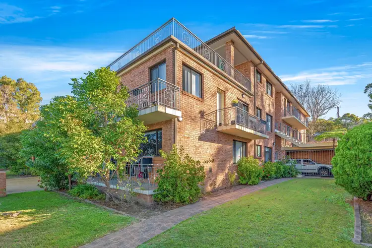 12/52-54 Showground Road, Gosford NSW 2250