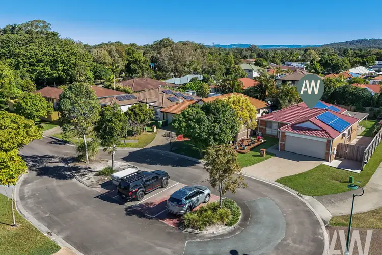 7 Bronte Court