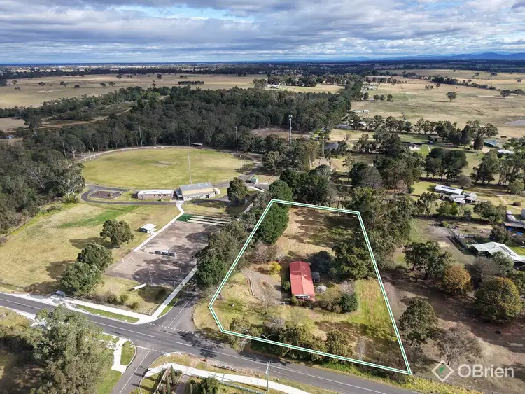 Second view of Homely house listing, 10 Fernbank-Lindenow South Road, Lindenow South VIC 3875