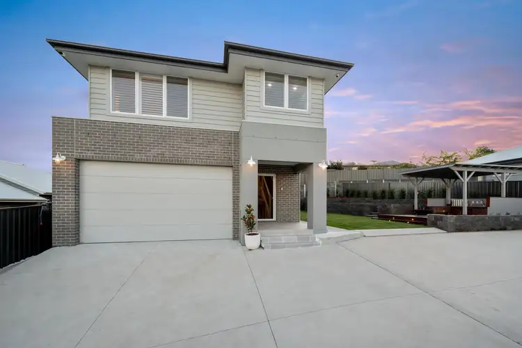8 Odette Street, Cameron Park NSW 2285