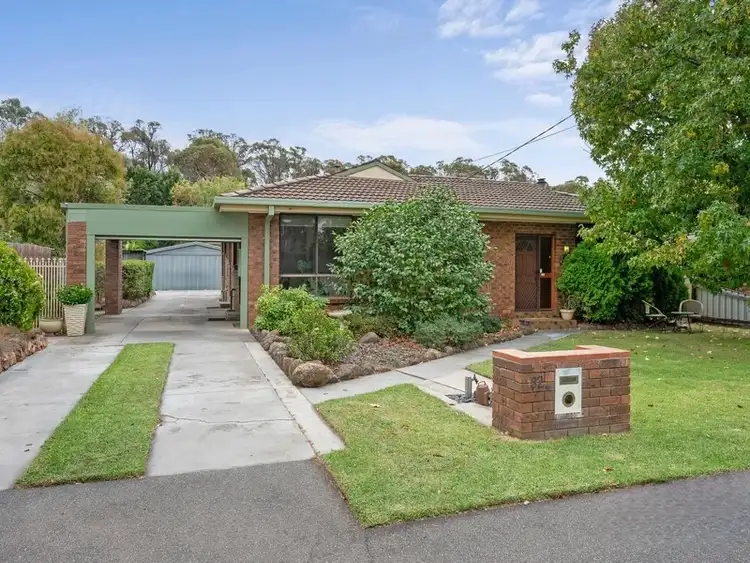 Main view of Homely house listing, 82 Crusoe Road, Kangaroo Flat VIC 3555