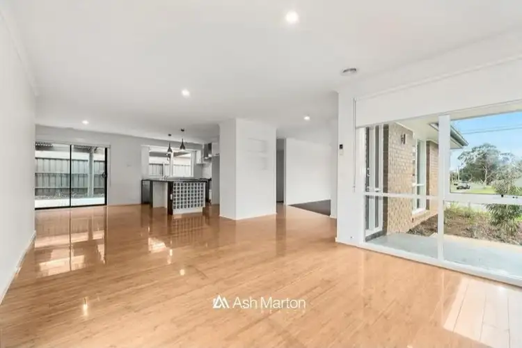 Fourth view of Homely house listing, 2A Edenbridge Court, Carrum Downs VIC 3201