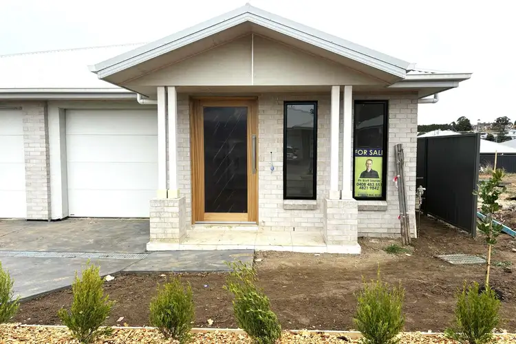 5/36 Bonneville Boulevard, Goulburn NSW 2580