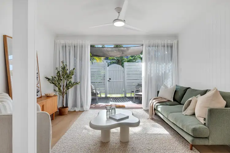 11/2A Moffatt Street, Scarborough QLD 4020