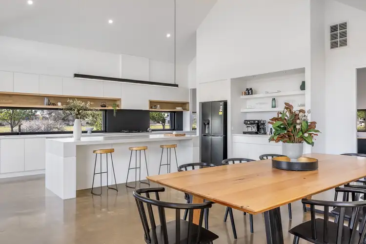 Fifth view of Homely house listing, 66 Pinerate Place, Echuca VIC 3564