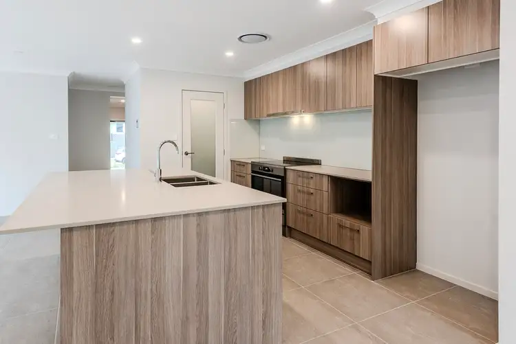 Second view of Homely house listing, 40 Serengeti Circuit, Silverdale NSW 2752