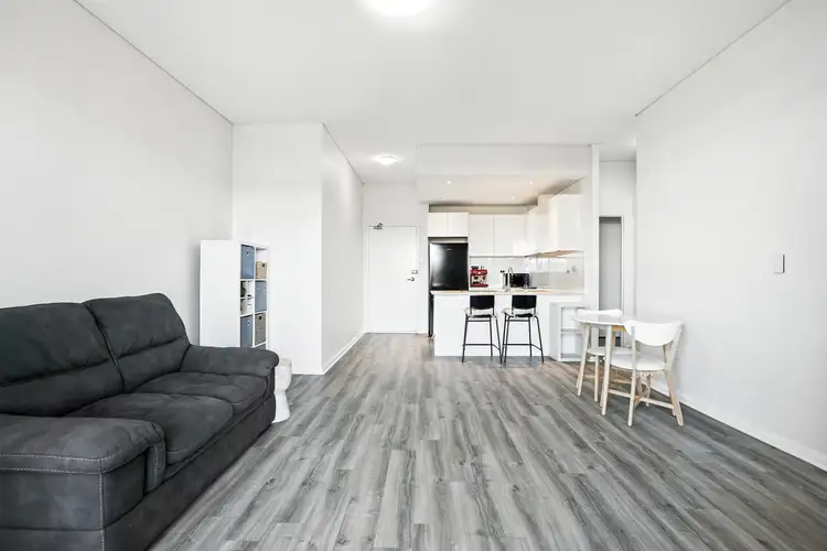 Sixth view of Homely unit listing, 61/56 Lakeside Parade, Jordan Springs NSW 2747