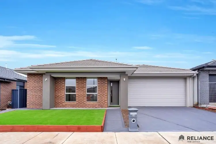 15 Chromite Circuit, Weir Views VIC 3338