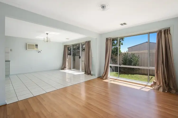 Second view of Homely townhouse listing, 2/212 Lawrence Street, Wodonga VIC 3690