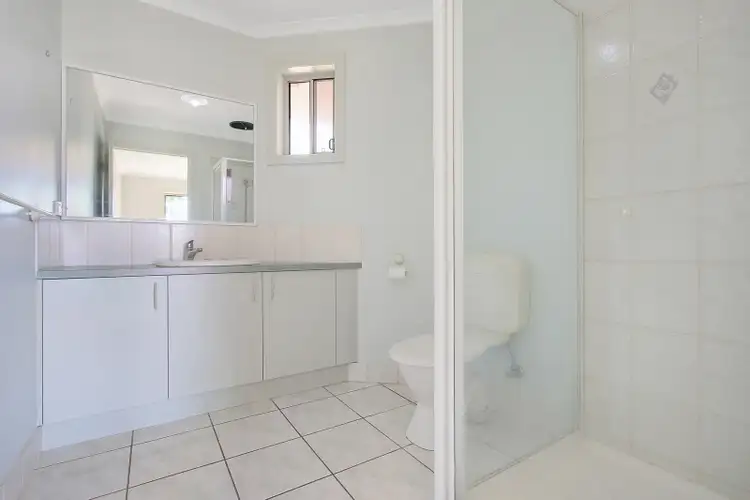 Fifth view of Homely townhouse listing, 2/212 Lawrence Street, Wodonga VIC 3690