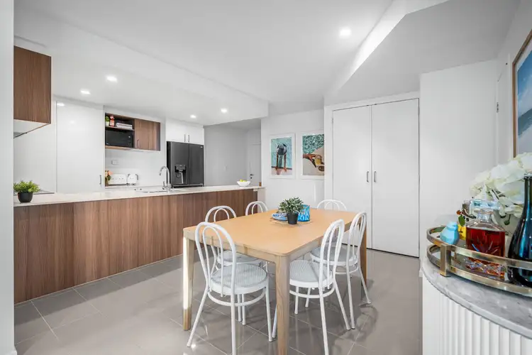 Second view of Homely apartment listing, Level 2/13/70 Bay Terrace Terrace, Wynnum QLD 4178