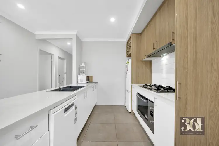 Fourth view of Homely house listing, 15 Farleigh Drive, Tarneit VIC 3029