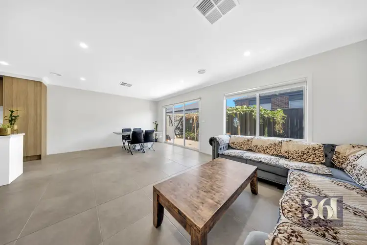 Fifth view of Homely house listing, 15 Farleigh Drive, Tarneit VIC 3029