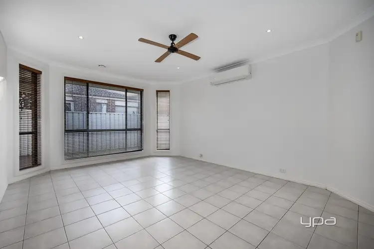 Sixth view of Homely house listing, 39 Hunts Cross Way, Caroline Springs VIC 3023