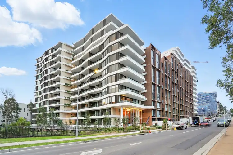 823/23 Spurway Drive, Norwest NSW 2153