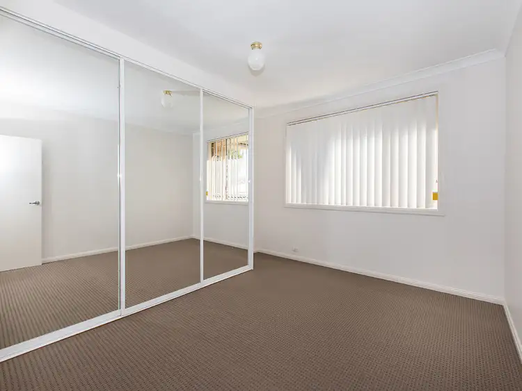Fourth view of Homely villa listing, 2/17 Central Road, Beverly Hills NSW 2209