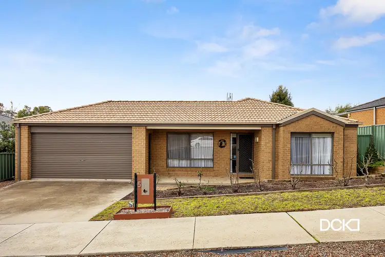 Main view of Homely house listing, 5 Everlasting Rise, Kangaroo Flat VIC 3555