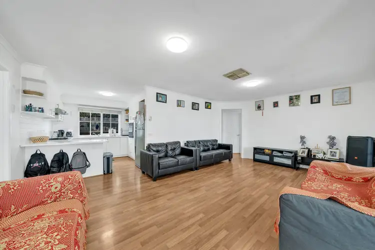 Fourth view of Homely house listing, 5 Hedgeley Drive, Berwick VIC 3806