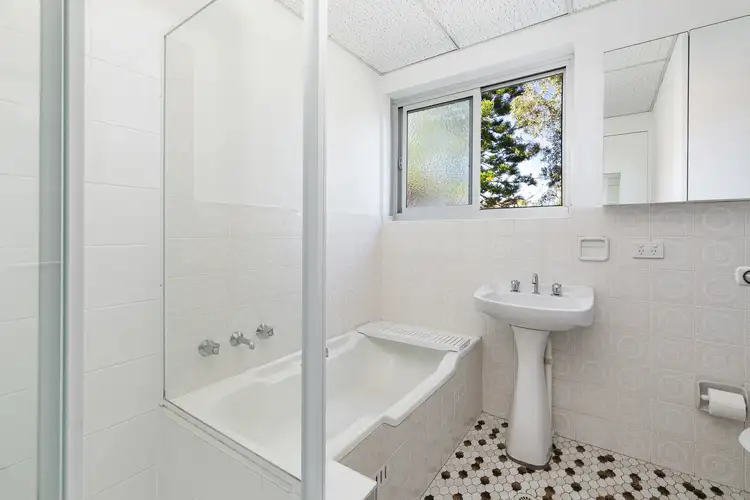 Sixth view of Homely apartment listing, 10/27-31 Burke Road, Cronulla NSW 2230