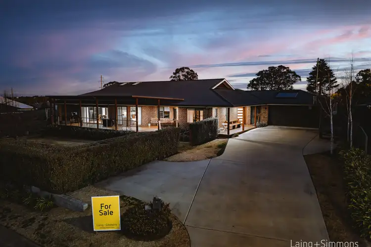 24 Hinton Terrace, Armidale NSW 2350