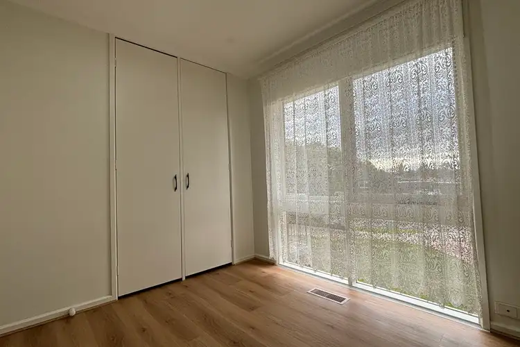 Fifth view of Homely house listing, 5 Glendale Place, Gladstone Park VIC 3043