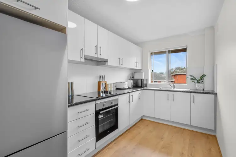Second view of Homely apartment listing, 27/11 Wilbar Avenue, Cronulla NSW 2230