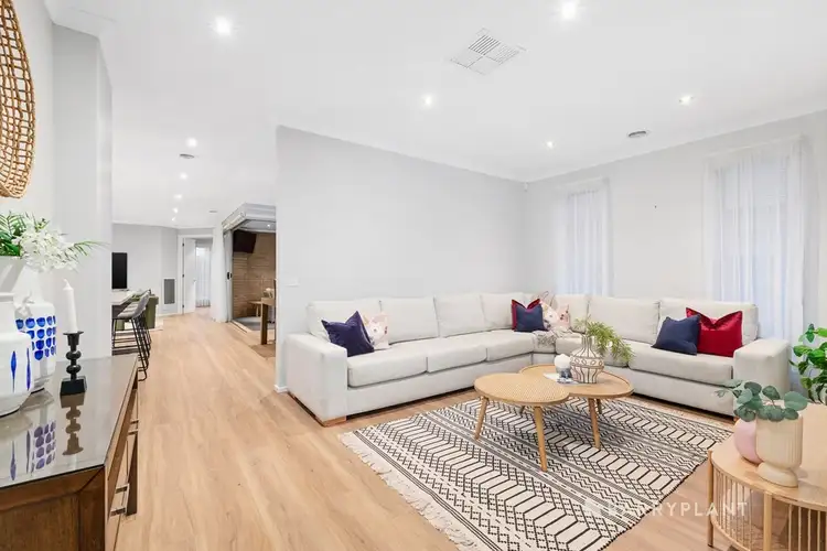 Sixth view of Homely house listing, 8 Makybe Way, South Morang VIC 3752