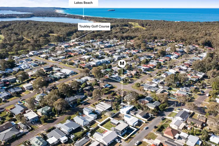 Sixth view of Homely house listing, 8 Fifth Avenue, Toukley NSW 2263