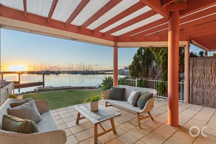 1/2 Cooroyba Court, North Haven SA 5018