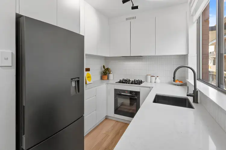 Fourth view of Homely apartment listing, 1/2 Holborn Avenue, Dee Why NSW 2099