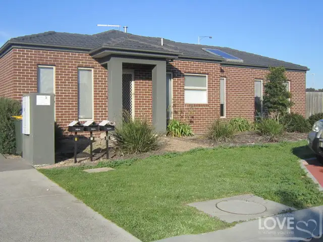 Second view of Homely villa listing, 1/54 Pearl Drive, Craigieburn VIC 3064