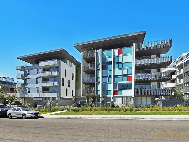 25/4-8 Bouvardia Street