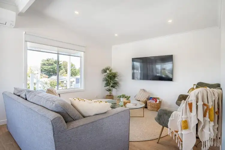Fifth view of Homely house listing, 10 Fifth Avenue, Rosebud VIC 3939